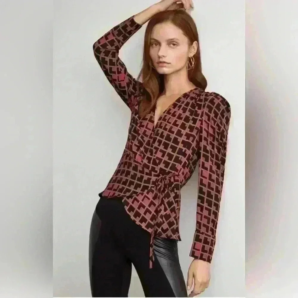 BCBGMaxAzria Surplice Blouse Long Sleeve Size Large